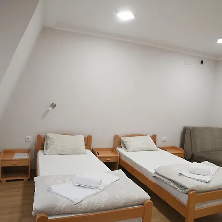 ゲストハウス Prenociste I Restoran Ihthis