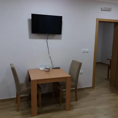 Prenociste I Restoran Ihthis バイナ・バシュタ