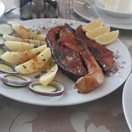 Prenociste I Restoran Ihthis